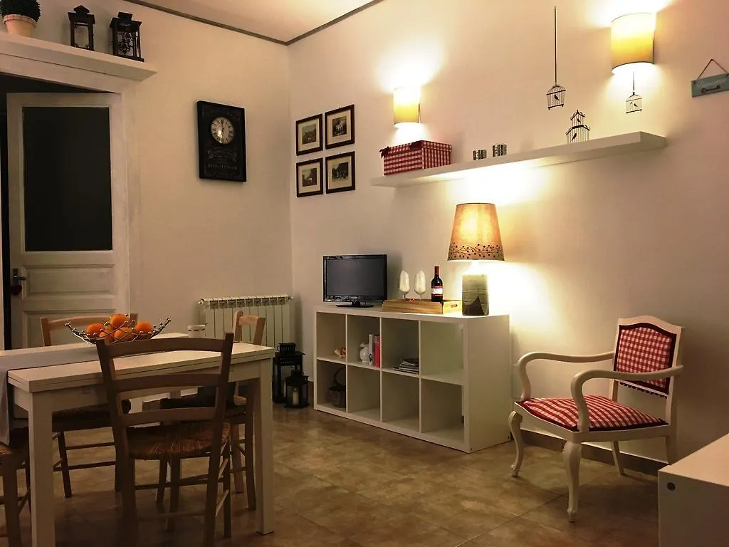 Lägenhet Nzina Maison De Charme Nicolosi